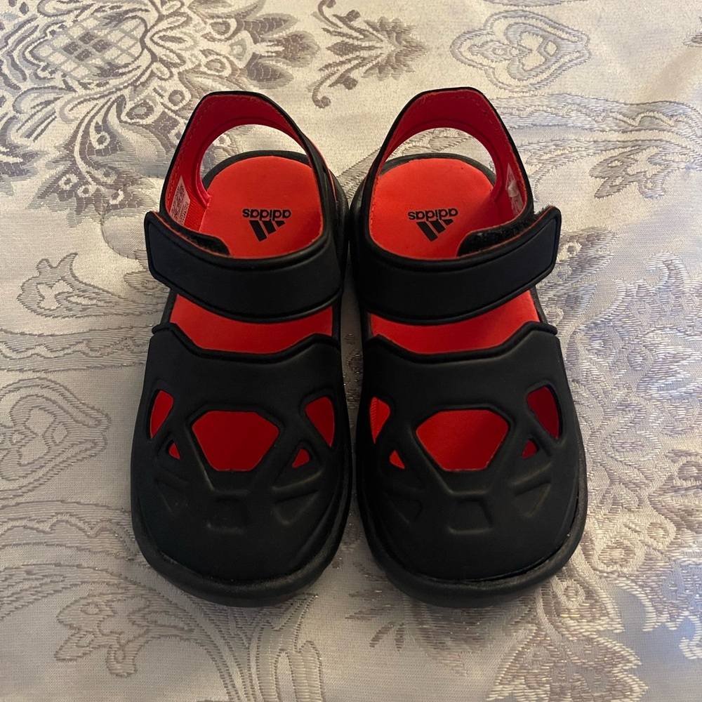 Toddler Adidas Slides | 8 |